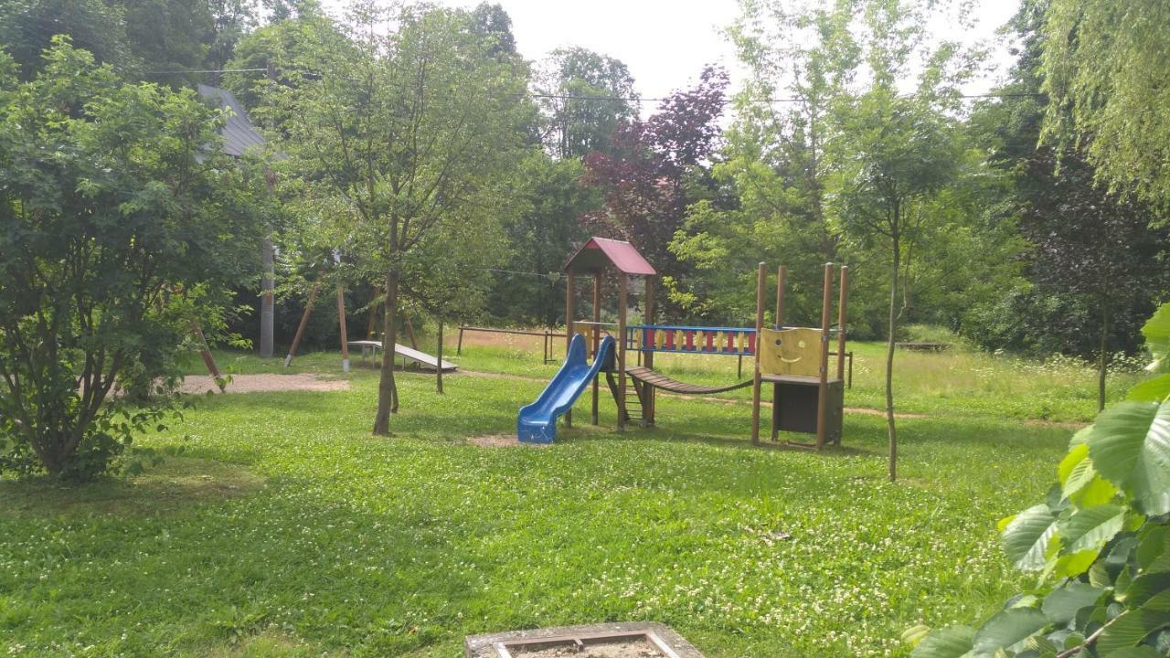 Ubytovani U Svecu U Adrspachu Jívka Exteriör bild